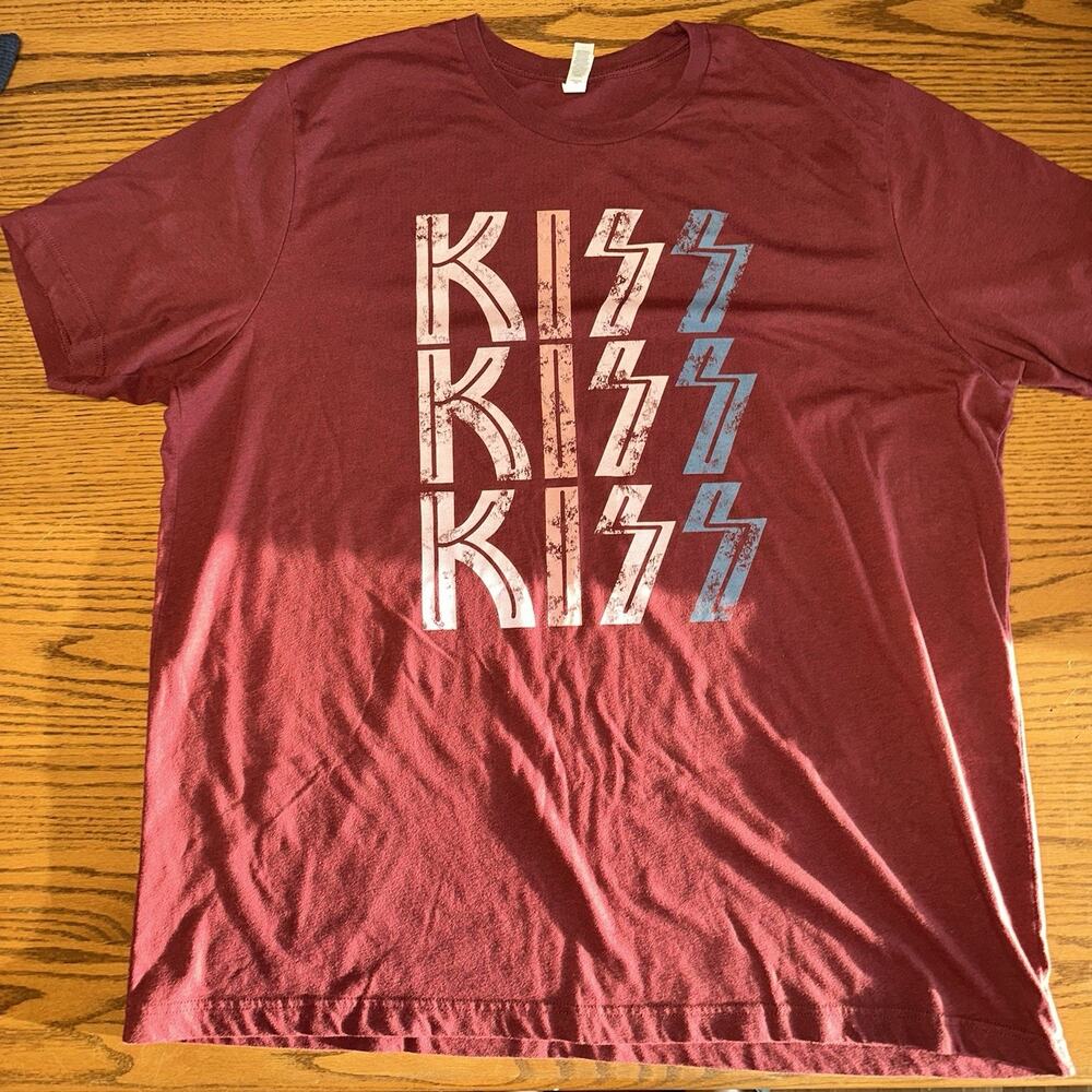 KISS Band Stacked Lightning Bolt Graphic T-Shirt Maroon Bella+Canvas 3XL‎